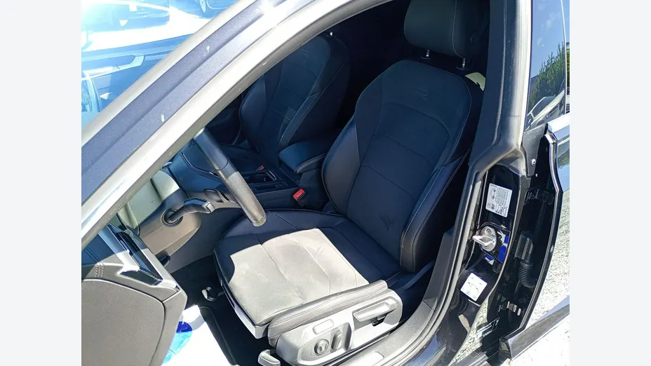 VOLKSWAGEN Arteon -