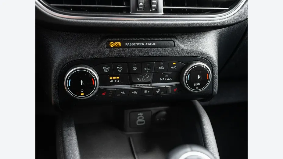 FORD Kuga -