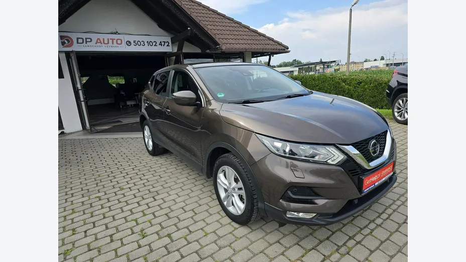 NISSAN Qashqai -