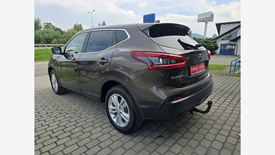 NISSAN Qashqai -