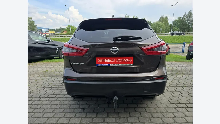NISSAN Qashqai -