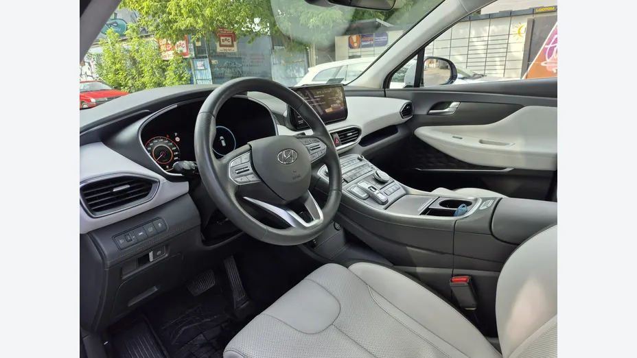 HYUNDAI Santa Fe -