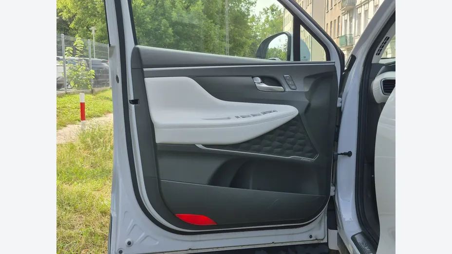 HYUNDAI Santa Fe -