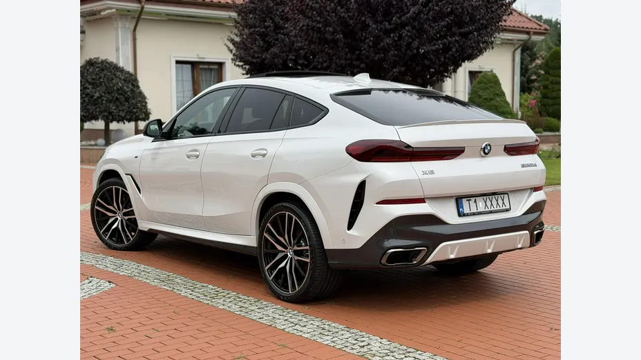 BMW X6 -