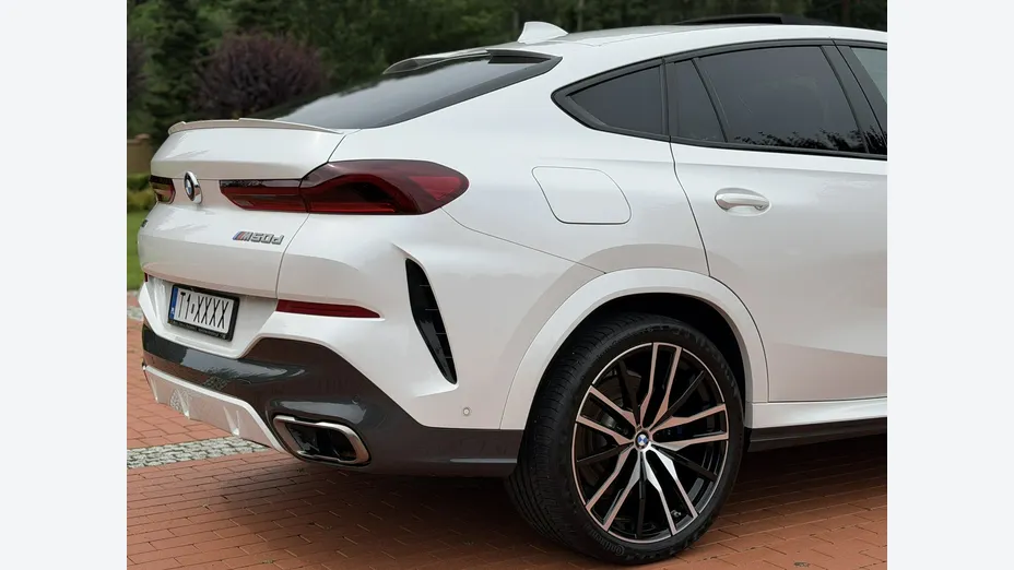 BMW X6 -