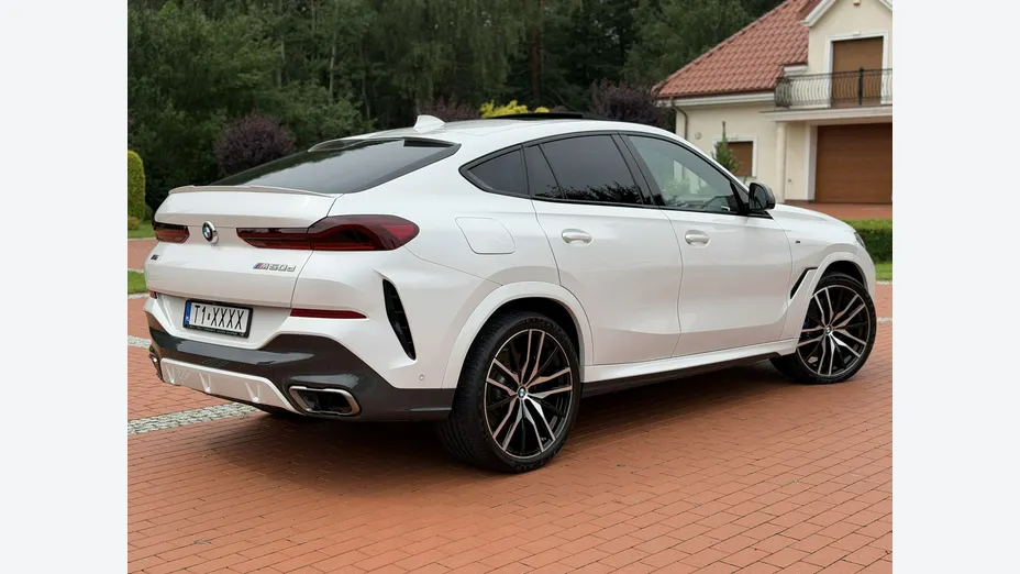 BMW X6 -