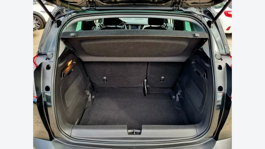 OPEL Crossland X -