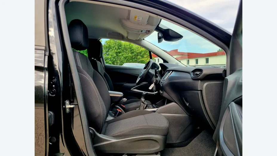 OPEL Crossland X -