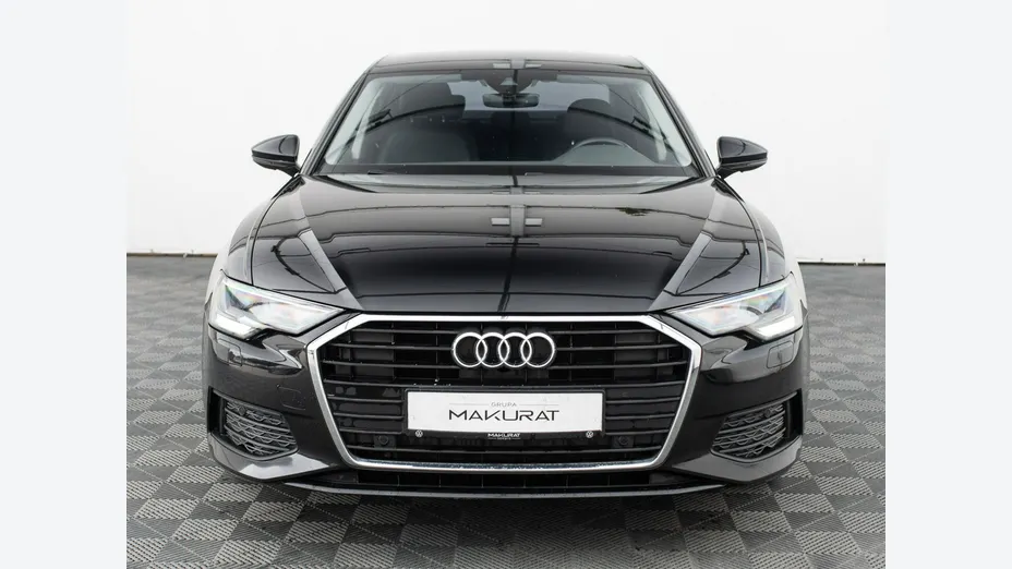 AUDI A6 -
