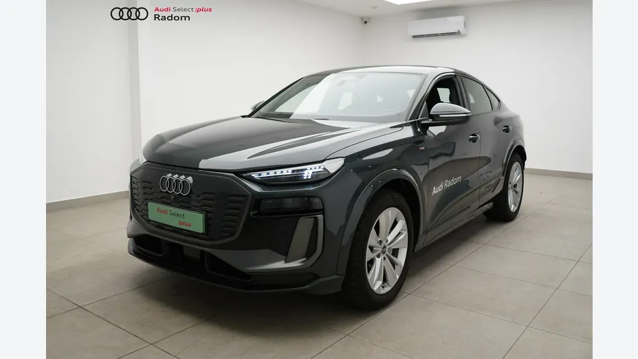 AUDI Q6 Sportback e-tron -