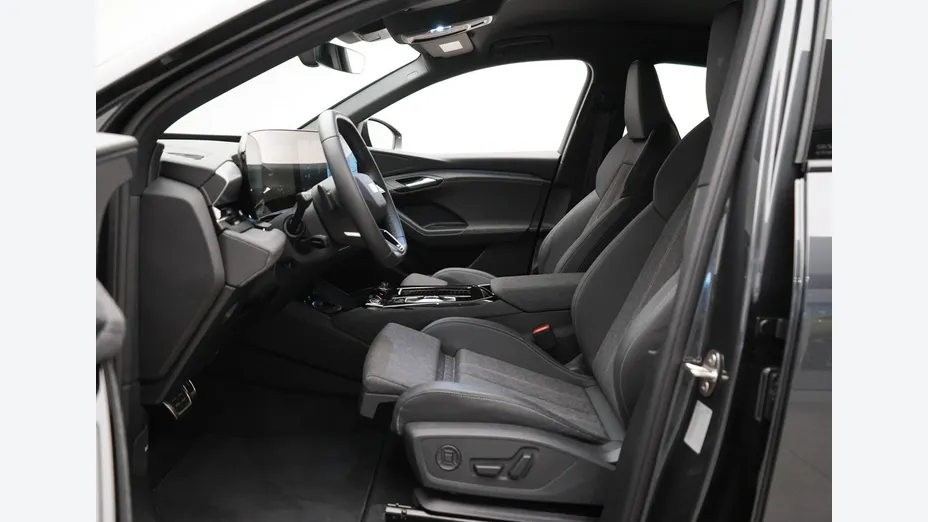 AUDI Q6 Sportback e-tron -