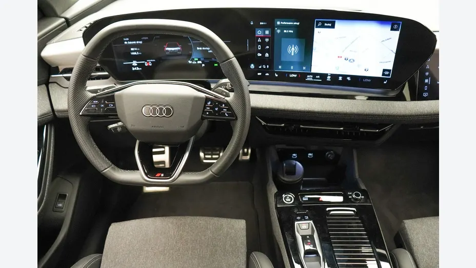 AUDI Q6 Sportback e-tron -