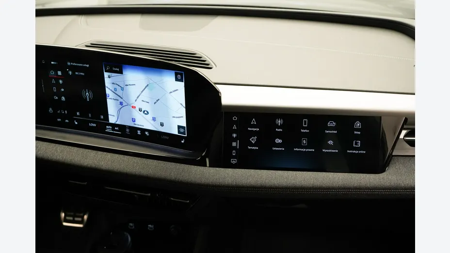 AUDI Q6 Sportback e-tron -