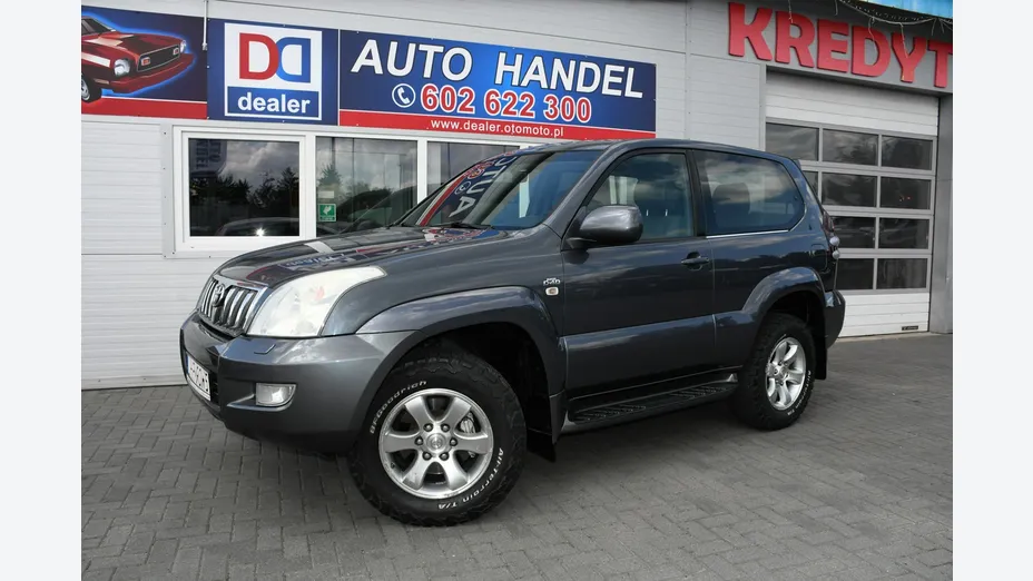TOYOTA Land Cruiser -