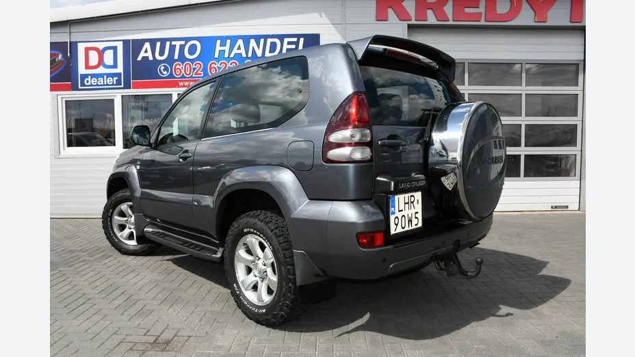 TOYOTA Land Cruiser -