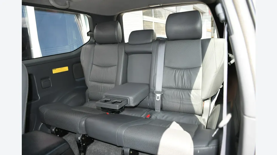 TOYOTA Land Cruiser -