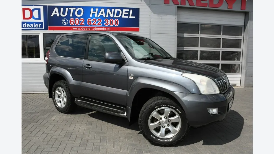TOYOTA Land Cruiser -