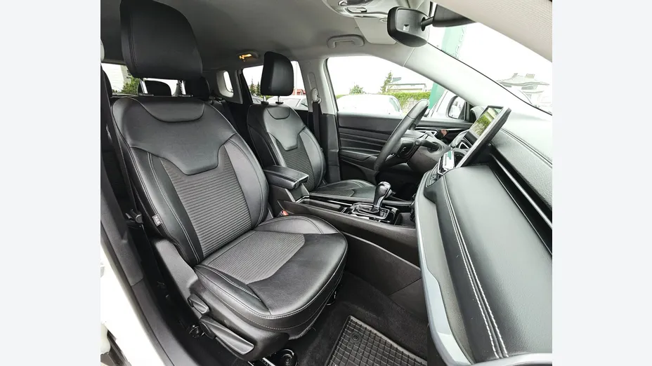JEEP Compass -