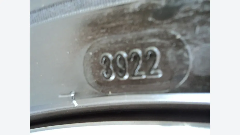 PEUGEOT 3008 -