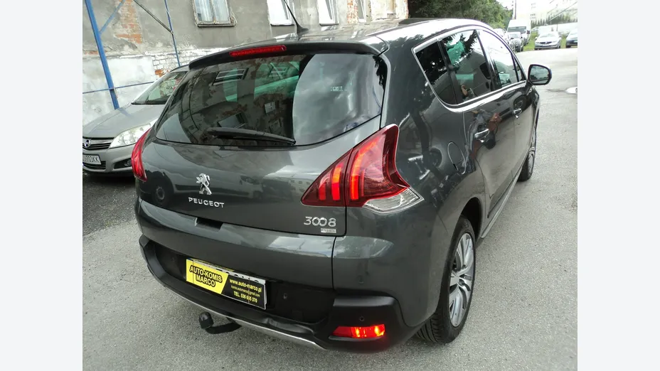 PEUGEOT 3008 -