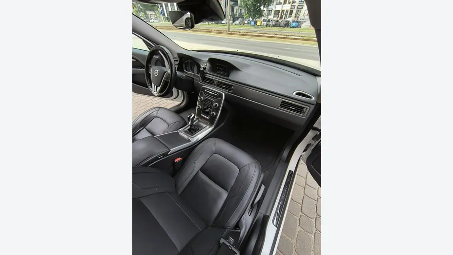 VOLVO V70 -