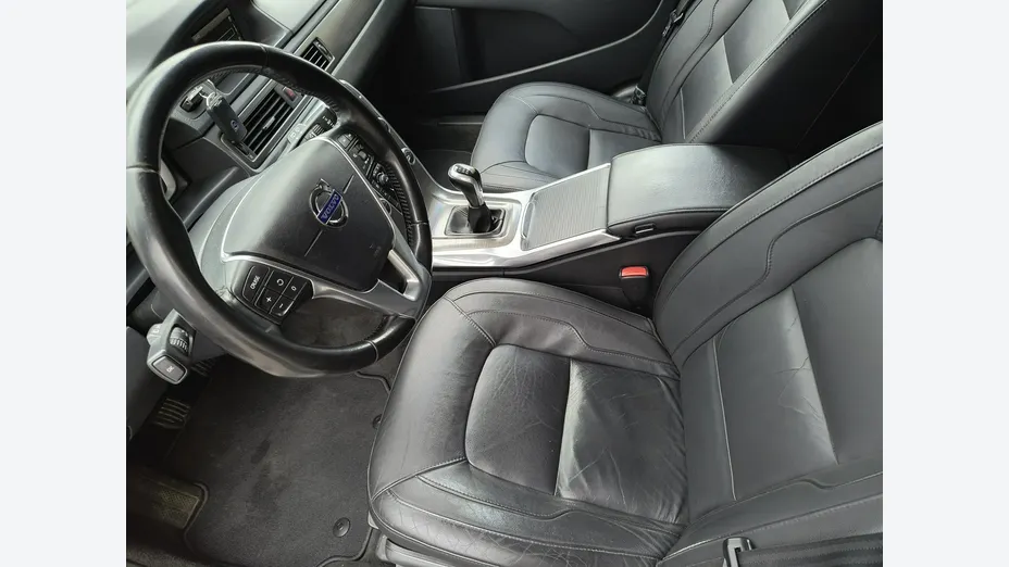 VOLVO V70 -