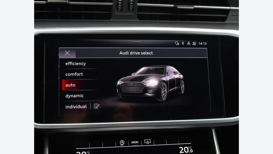 AUDI A6 -