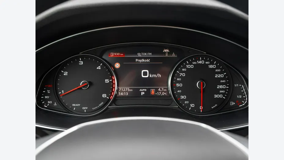 AUDI A6 -