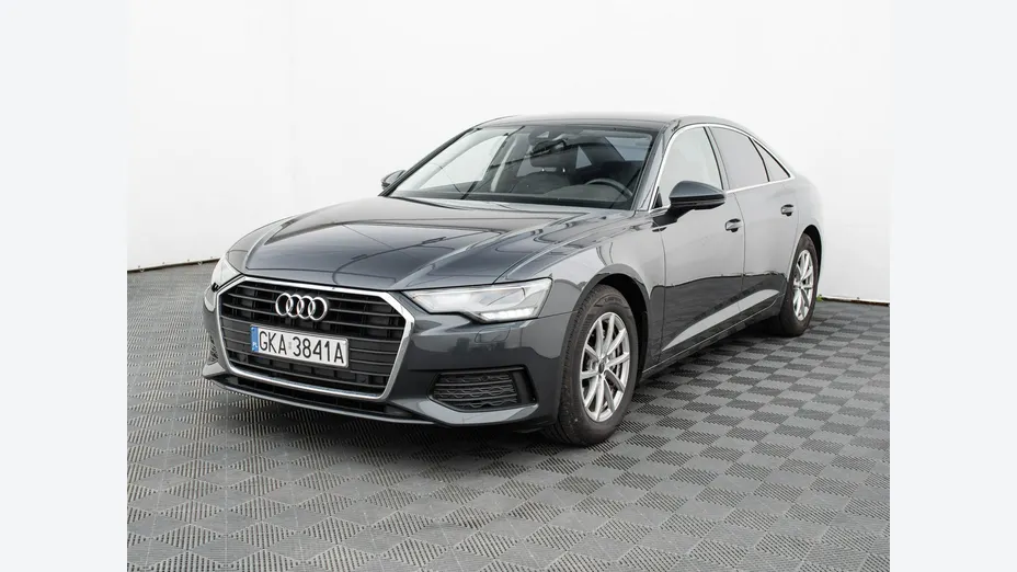 AUDI A6 -