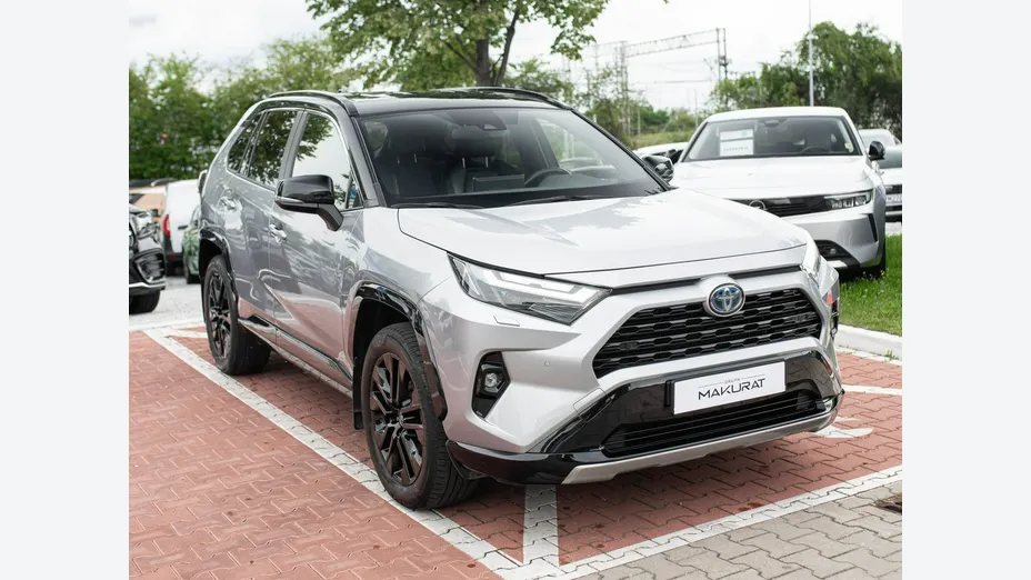 TOYOTA RAV4 -