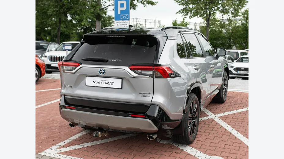 TOYOTA RAV4 -
