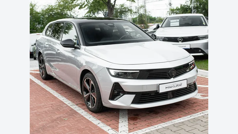 OPEL Astra -