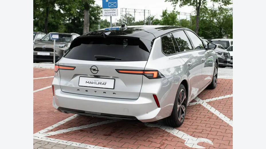 OPEL Astra -