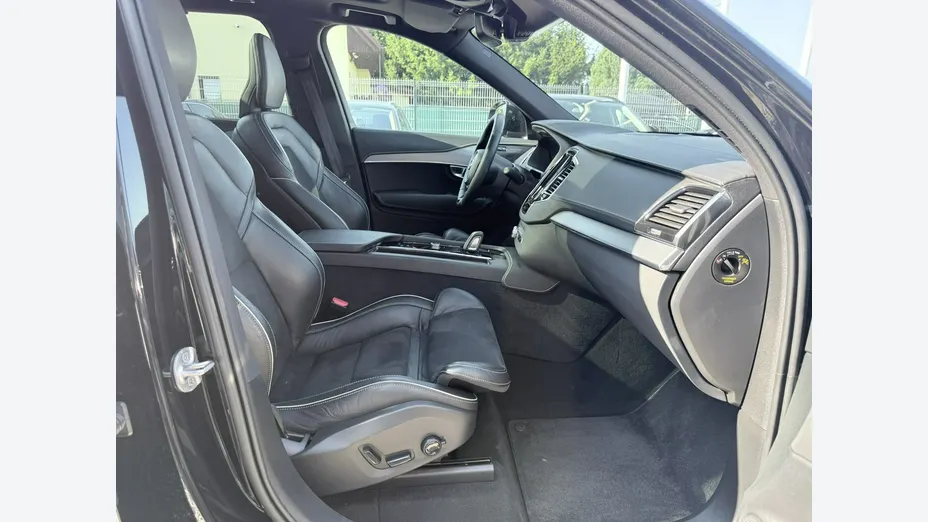 VOLVO XC90 -