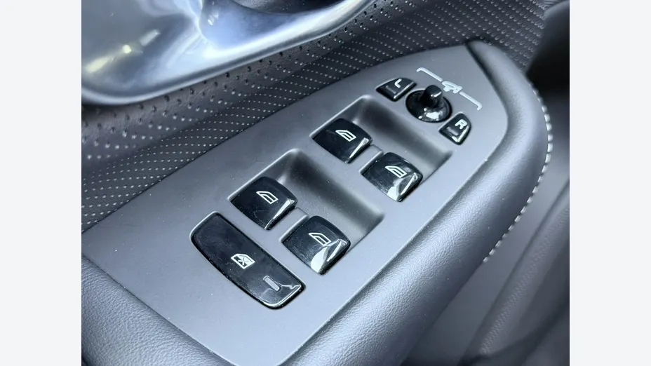VOLVO XC90 -