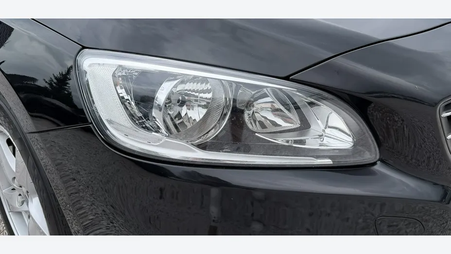 VOLVO S60 -