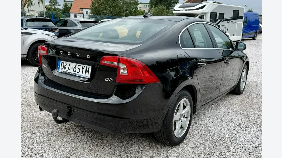 VOLVO S60 -