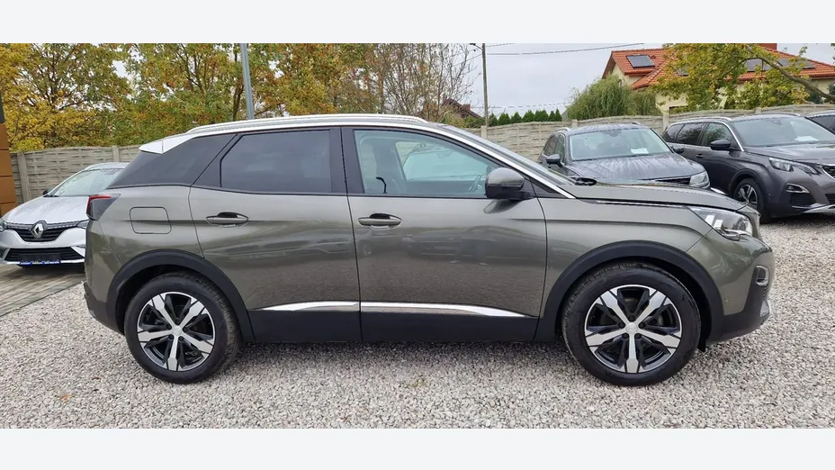 PEUGEOT 3008 -