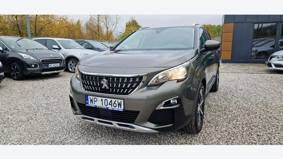 PEUGEOT 3008 -