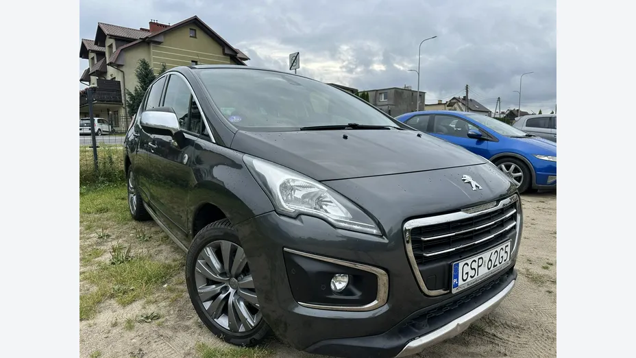 PEUGEOT 3008 -