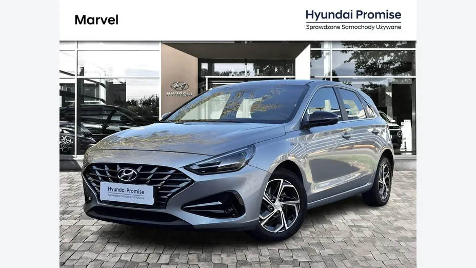 HYUNDAI i30 -