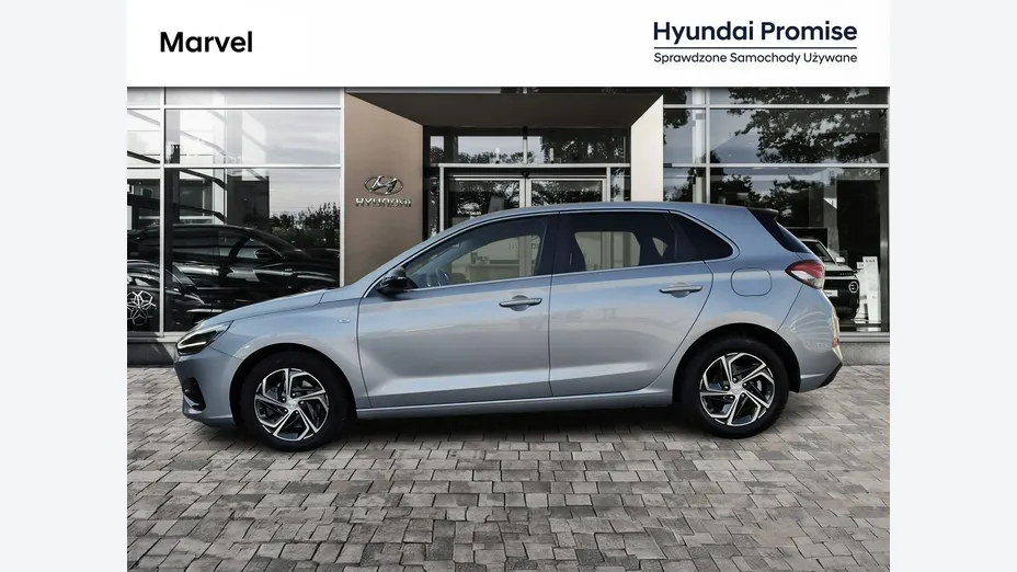 HYUNDAI i30 -