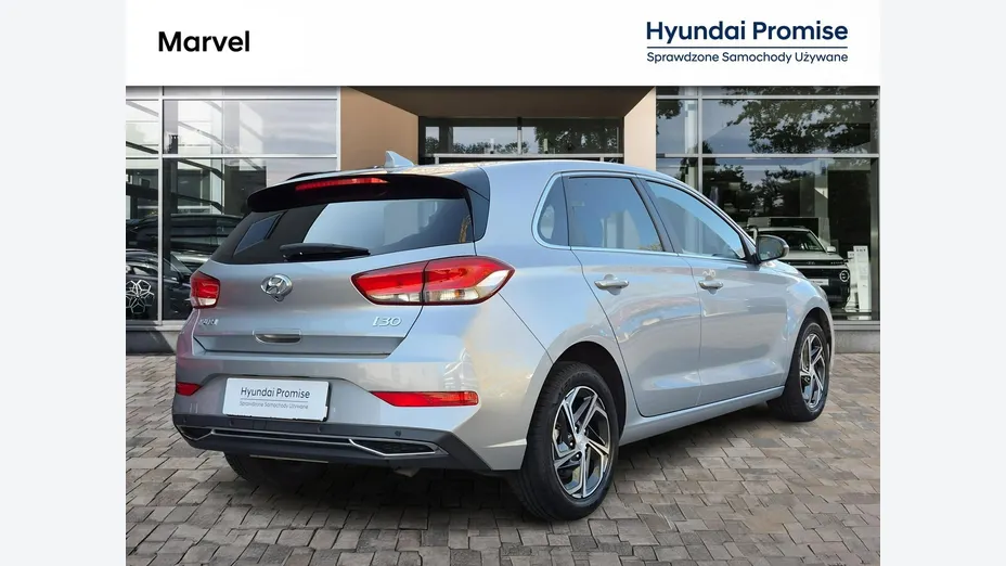 HYUNDAI i30 -