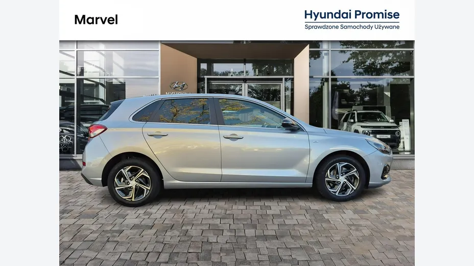 HYUNDAI i30 -