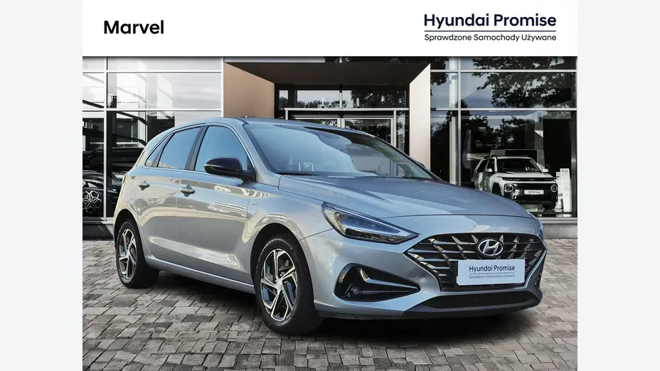 HYUNDAI i30 -