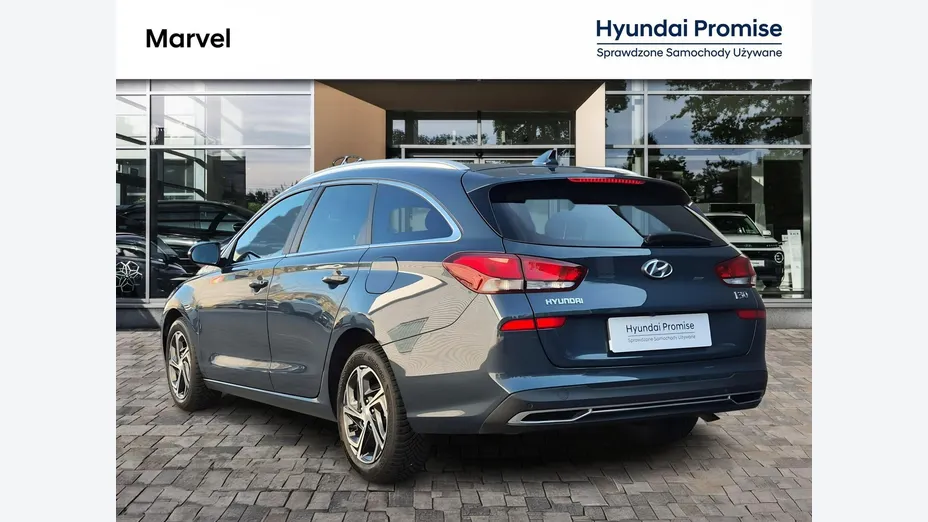 HYUNDAI i30 -