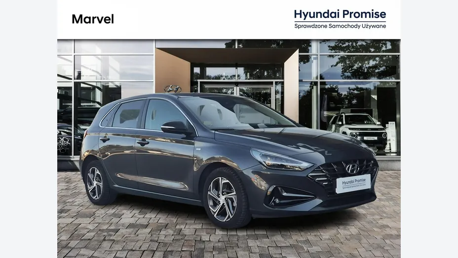 HYUNDAI i30 -