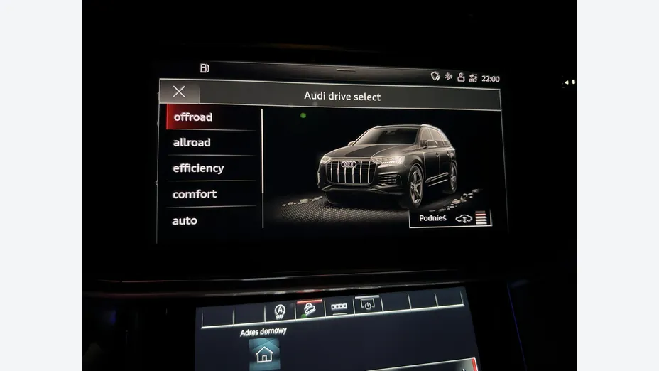 AUDI Q7 -