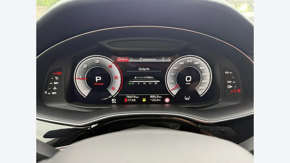 AUDI Q7 -