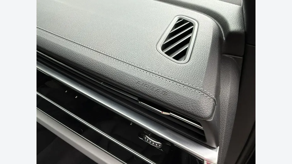 AUDI Q7 -